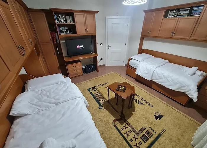 Center Apartamento Tirana